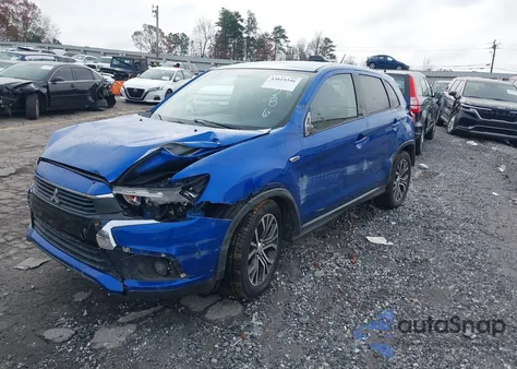 2016 Mitsubishi Outlander Sport 2.0 Es z USA, uszkodzony, nr VIN JA4AP3AU0GZ034586